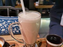 -湊湊火锅·茶憩(杭州湖滨银泰in77店)