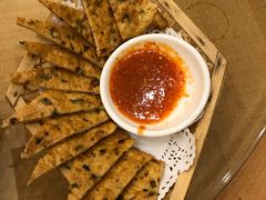 -香巴拉云南餐厅(华莱坞店)