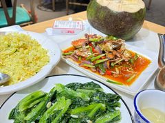 -四川小胡子海鲜(丁村万人海鲜广场店)