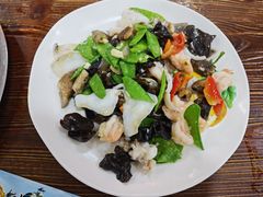 -叶存利海鲜大馅饺子(海宁路总店)