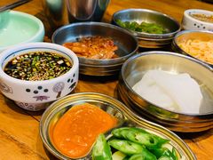 -韩景台烤肉(八大处店)