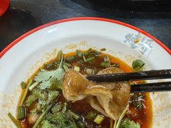 -烧哥美蛙肥肠鱼火锅·十五年社区店