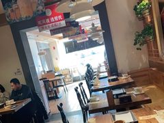 大堂-管氏翅吧(国展店)
