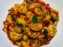 -阿瓦山寨·湘菜现炒·剁椒鱼头王(咸阳总店)