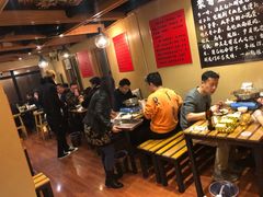 大堂-聚首堂·特色小吃·肘子(什刹海德胜门店)