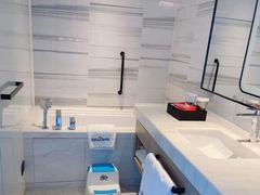-大连星海皇冠假日酒店