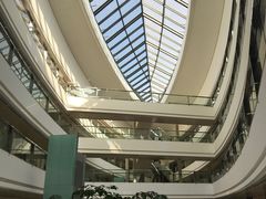 -上海滴水湖皇冠假日酒店