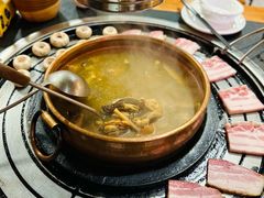 -阿山卓·野生菌火锅·纳西火塘烤肉