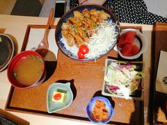 -本格丼·炭火烤肉饭(大悦路成都大悦城店)