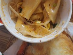 -陕味食族油泼面·小炒盖码面(双榆树店)