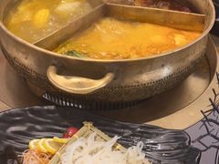 -湊湊火锅·茶憩(南京万象天地店)