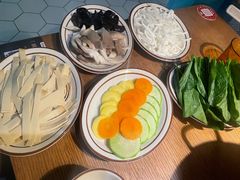 -纳鲁孜·新疆特色餐厅(上海悦荟广场店)