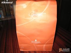 新版纸袋-西点坊(浦东香格里拉店)