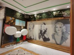 -依呀呀ktv烧烤小串(中山西路店)