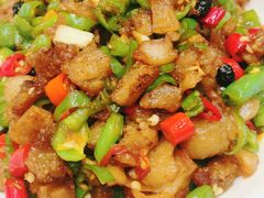 -忆江南·临江鱼馆