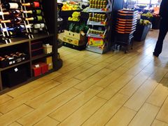 -哈尔信食品超市(世纪花园店)