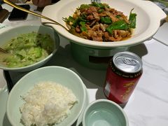 -费大厨辣椒炒肉(高铁吾悦广场店)