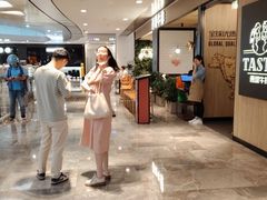 -宝龙城(杭州滨江店)