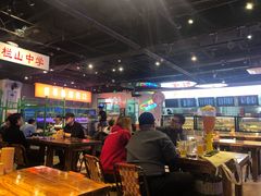 大堂-马路牙子地桌烤肉(工体店)
