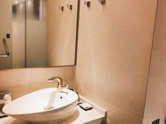 -麗枫酒店(深圳坪山高铁站龙东地铁站店)