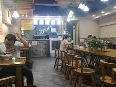 大堂-蒋六十八梯眼镜面(狮子坪店)