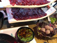 -左庭右院鲜牛肉火锅(金山万达店)