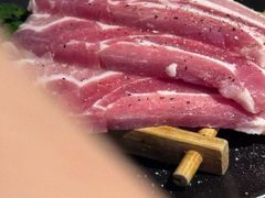-铭牛烧肉·和牛海鲜自助(高新月牙湖店)