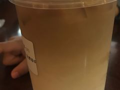 冰淇淋鲜奶茶-1868 Café(上海自然博物馆店)
