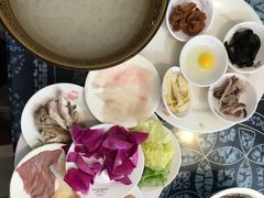 -桥香园云南过桥米线(金马碧鸡店)