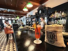 -Long Bar(莱佛士酒店)