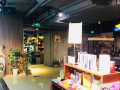 -新华书店(印象城店)