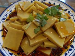 -蓝田九大碗民俗食府(蓝田店)