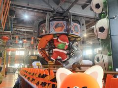 -嗨翻Hi-Fun竞技主题乐园·蹦床亲子生日轰趴(国光1937店)