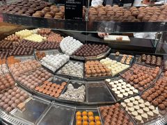 -Laderach 莱德拉(上海环贸iapm店)