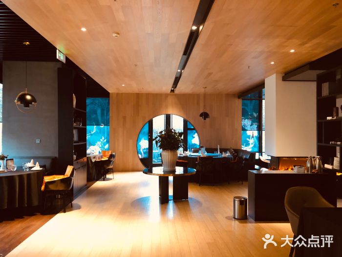 鲁采LU STYLE(新天地店)大堂图片