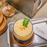 太适🈴️一家被各种当背景照的咖啡店～