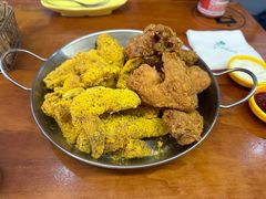 -BHC炸鸡(明洞总店)