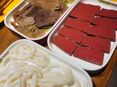 -牛小嫩串串火锅(老国贸总店)