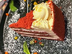 红丝绒千层-YUE·6·西式融合餐厅(外滩六号店)