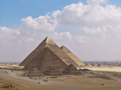 -吉萨金字塔群