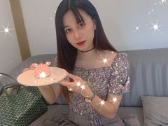 -Fridi Patisserie Cafe