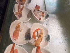 -雍容荟帝王蟹活龙虾展台自助(IFS黑金店)