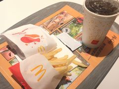 -麦当劳(广州新港东路第二分店)