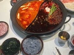 -卤校长老火锅(杨家坪直营店)