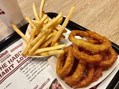 -The Habit Burger Grill 哈比特汉堡(爱琴海店)