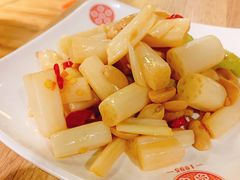 爽脆鲜藕尖-老班长手工灌汤包老店(东山店)