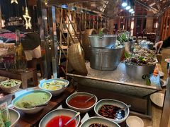 -松山湖凯悦酒店·Café自助餐厅·周末火舞秀表演