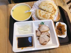 -李连贵熏肉大饼(金隅嘉品Mall店)