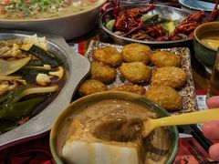 -李双猪·小龙虾·烧烤·羊肉煲(乐山店)
