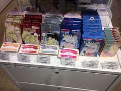 -LOG-ON(海港城店)